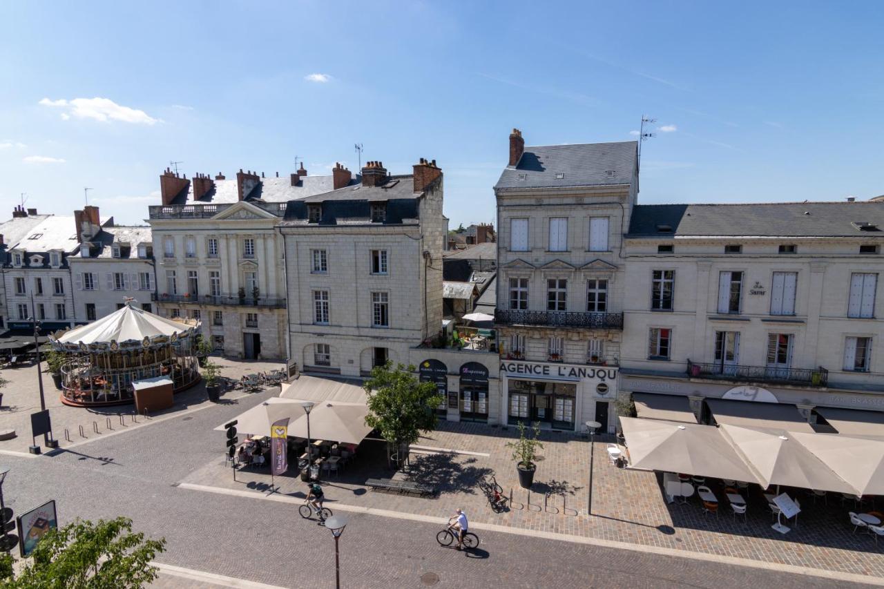 APPARTEMENT DUPLEX SAUMUR CENTRE, refait à neuf, à proximité du château Exterior foto
